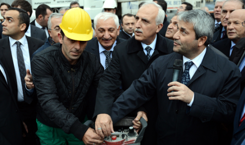 Bakan'dan İkitelli OSB'ye destek