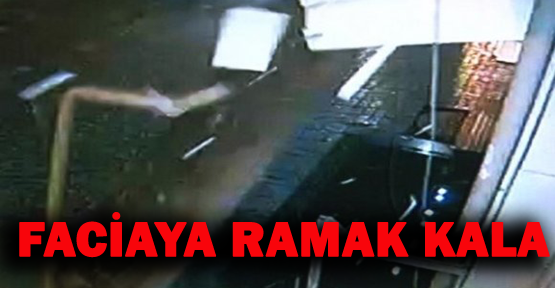 Beyazıt'ta düşen tabela faciaya neden oluyordu