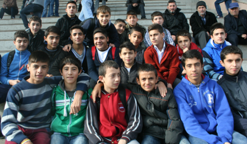 Minik futbolcular çok dertli!