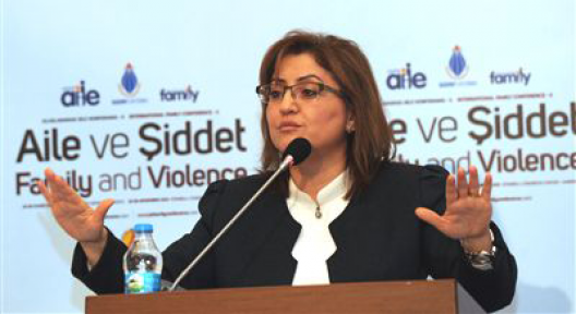 'Aile içi şiddet faili tedavi edilsin'