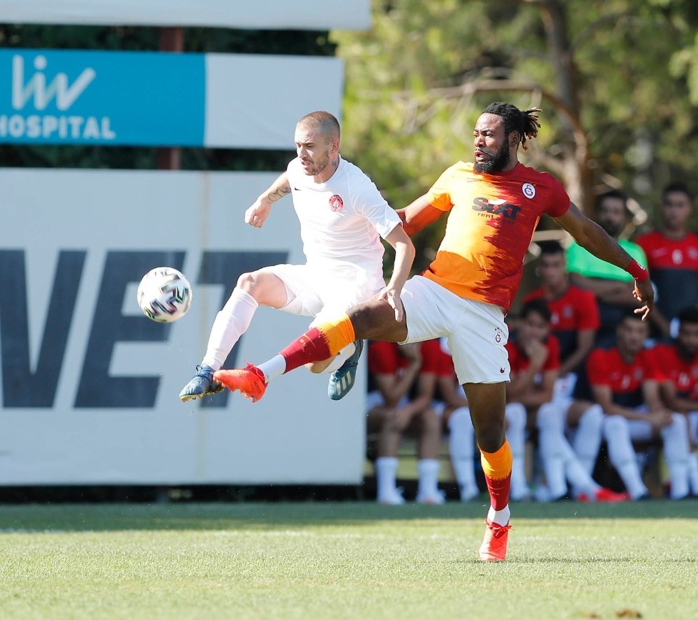 Galatasaray, Ümraniyespor’u 2-0 yendi
