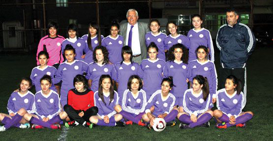 Ataşehir Belediyespor 4’te 4 yaptı