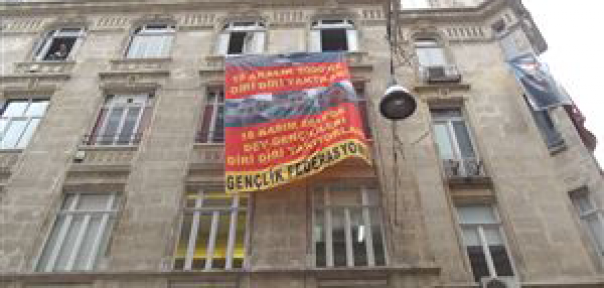 Beyoğlu CHP'de işgal