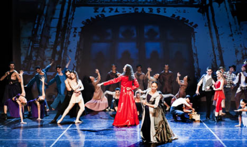 Shaman'ın İstanbul dansı büyüledi