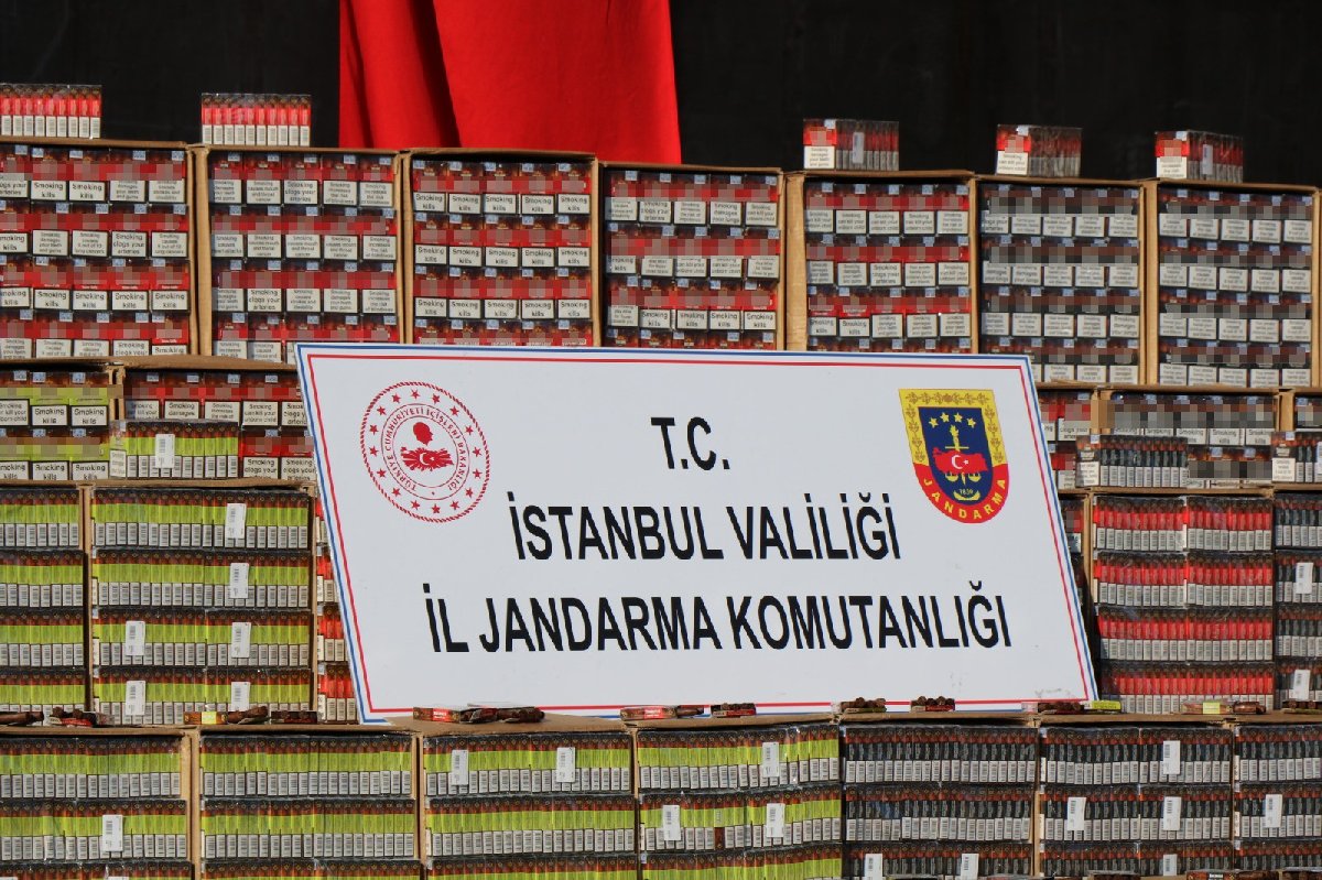 8 milyon lira değerinde kaçak puro ele geçirildi
