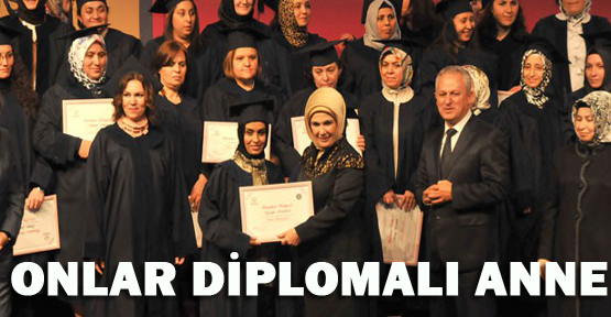 Annelerin diplomaları Emine Erdoğan'dan