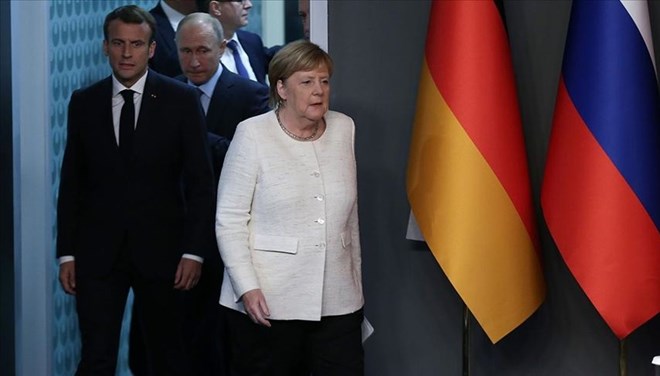 Putin, Merkel ve Macron ile görüştü