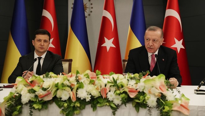Erdoğan, Ukrayna Devlet Başkanı Vladimir Zelenskiy ile bir araya geldi.