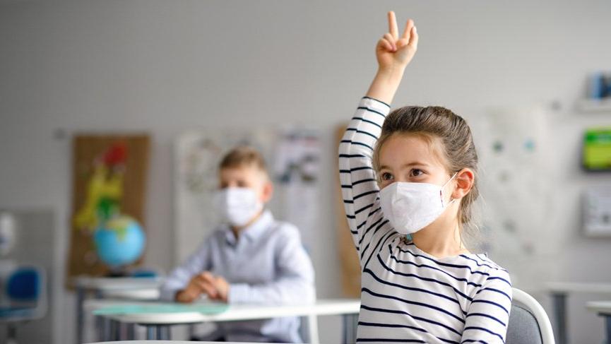 15 Nisan'dan itibaren uzaktan eğitime geçiliyor!