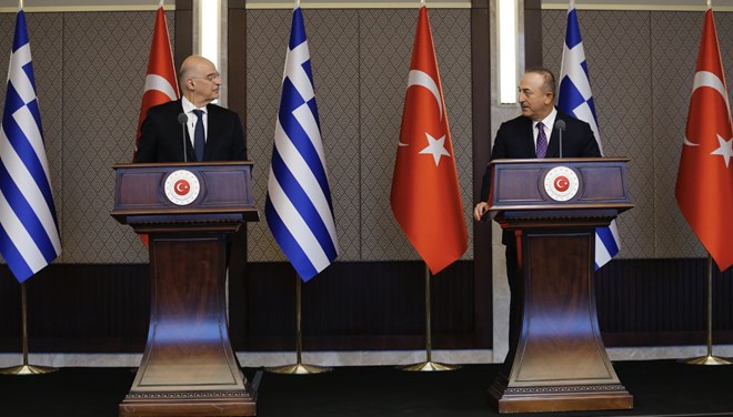 Çavuşoğlu-Dendias toplantısında büyük kriz!