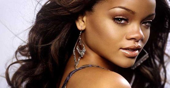 Rihanna’dan Milyon Dolarlık Bağış