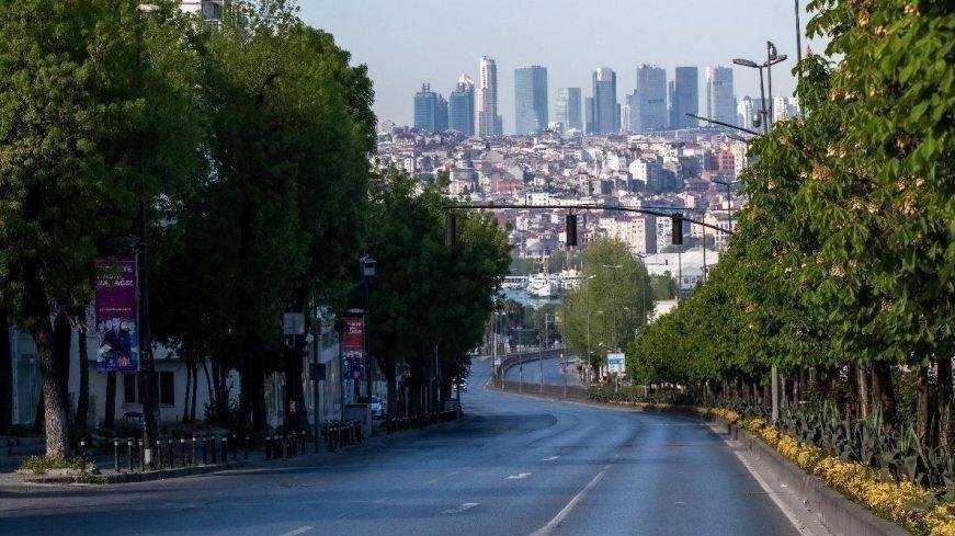 Hafta sonu sokağa çıkma yasağı 22 Mayıs Cumartesi ve 23 Mayıs Pazar günü tüm yurtta geçerli olacak.