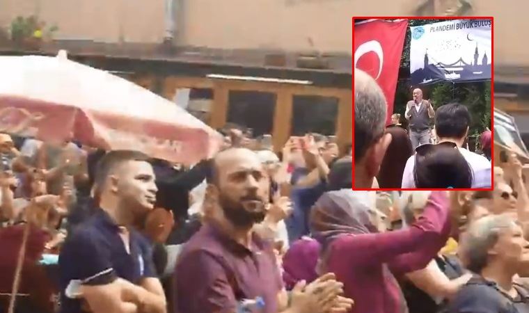 İstanbul'un orta yerinde 'miting' düzenlediler: "Aşı yapan hekimler yargılanacak!"