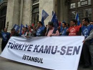 Kamu-Sen Valilik önünde zam eylemi yaptı