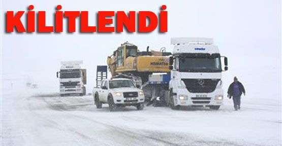 Yüzlerce TIR mahsur kaldı