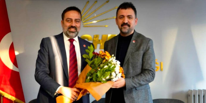 Şişli Belediye Meclis Üyesi Umut Şenol da Şişli’den aday adayı oldu