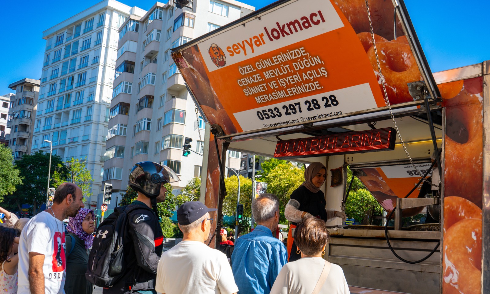 İstanbul’da Hayır Lokması Hizmetinde Mobil Devrim: Seyyar Lokmacı