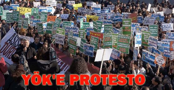 YÖK Beyazıt Meydanı'nda protesto edildi