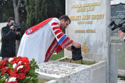 Mehmet Akif'e Burdur toprağı