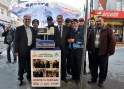 Ataşehir'de pazarlara 'tarafsız' terazi