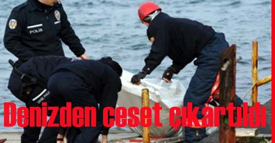 İstanbul\'da denizden bir erkek cesedi çıkartıldı