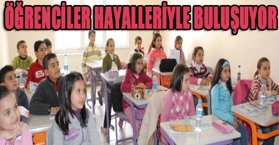Öğrenciler hayallerini gerçekleştiriyor