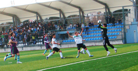 Merkez Efendi’de İlk Galibiyet Selvispor’un