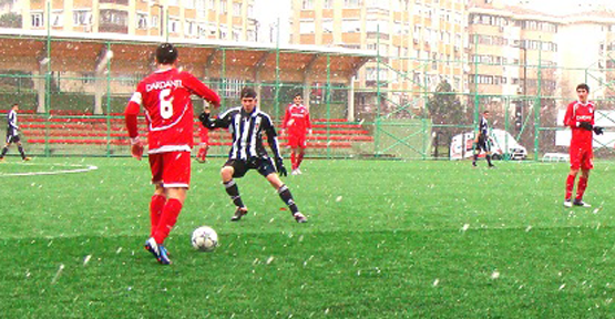 Beşiktaş Elit farklı: 4-1