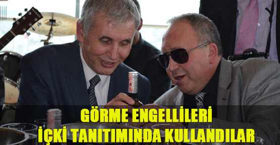Görme engellileri içki tanıtımında kullandılar