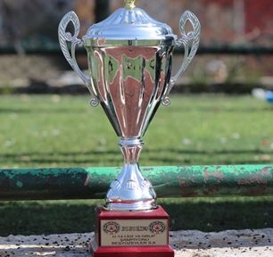 Beşyüzevler U-14 Takımı Şampiyonluk Kupasını Aldı..