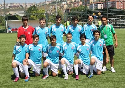 Maltepe U-14 ilçe karması kazandı, 4. gurup karıştı.