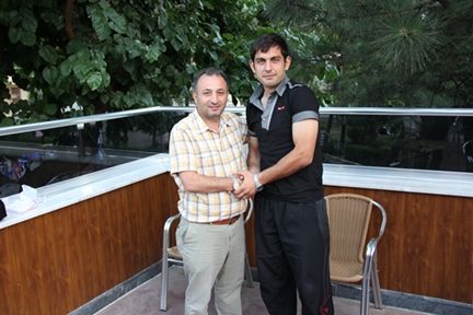 Tunaspor'un Kalesine Tecrübeli Eldiven.
