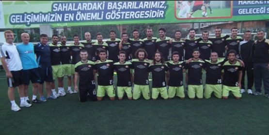 Sultanbeyli Belediyespor sahaya indi.