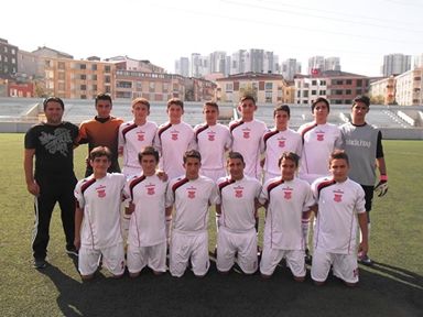 Dikilitaş U-17 takımından mükemmel başlangıç