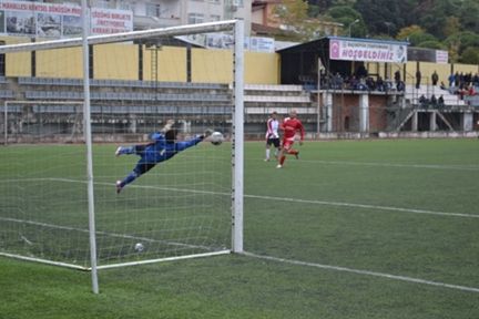 Gülsuyuspor zorlansada 3 puanı kaptı