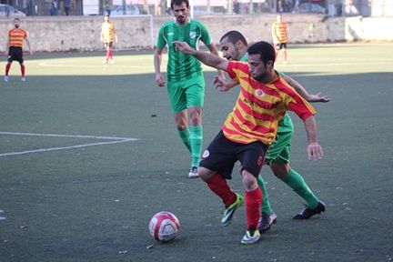 Taksimspor ilk yarıda işi bitirdi