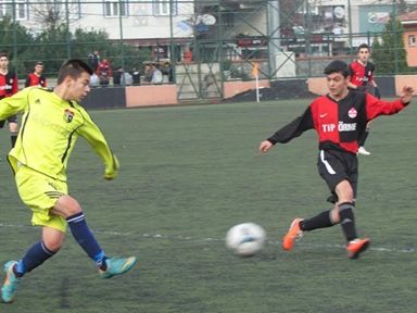 Güngören U-17 deplasmanda farklı kazandı