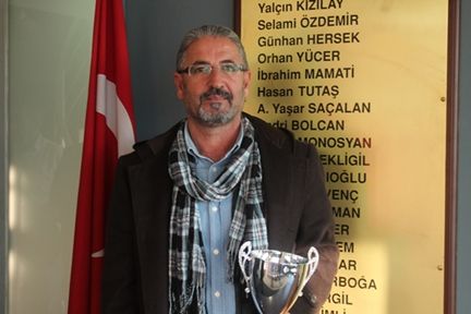1905 Maltepe Gençlik kupasını aldı