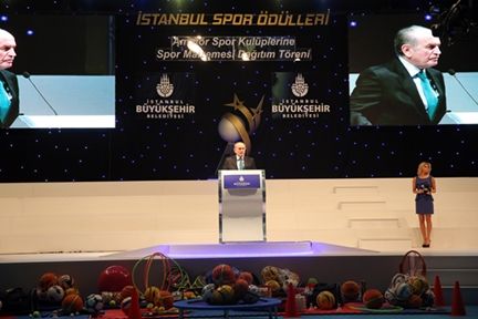 Amatör spor kulüplerine malzeme yardımı