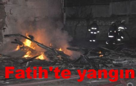 Fatih\'te yangın