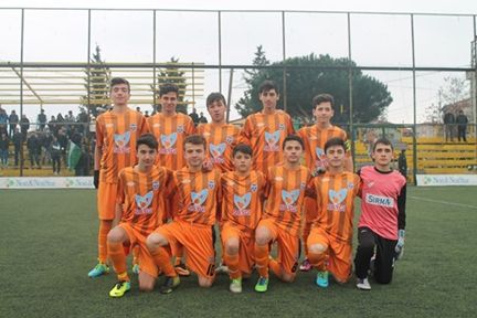 Sultanbeyli Belediyespor, Çamlıcayı yenip liderliğini sürdürdü