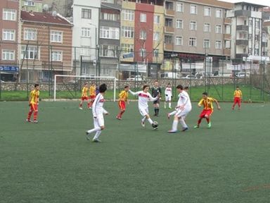 Dikilitaş 3 puanı 3 golle aldı