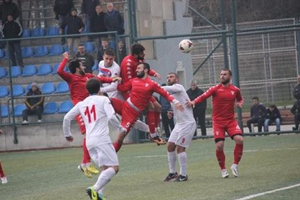 Feriköy, Tunaspor engelini İshak ile geçti
